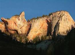 Une montagne ou un chat ? les deux !